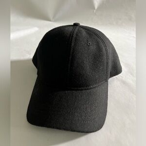 New, black, 50 wool / 50 poly hat